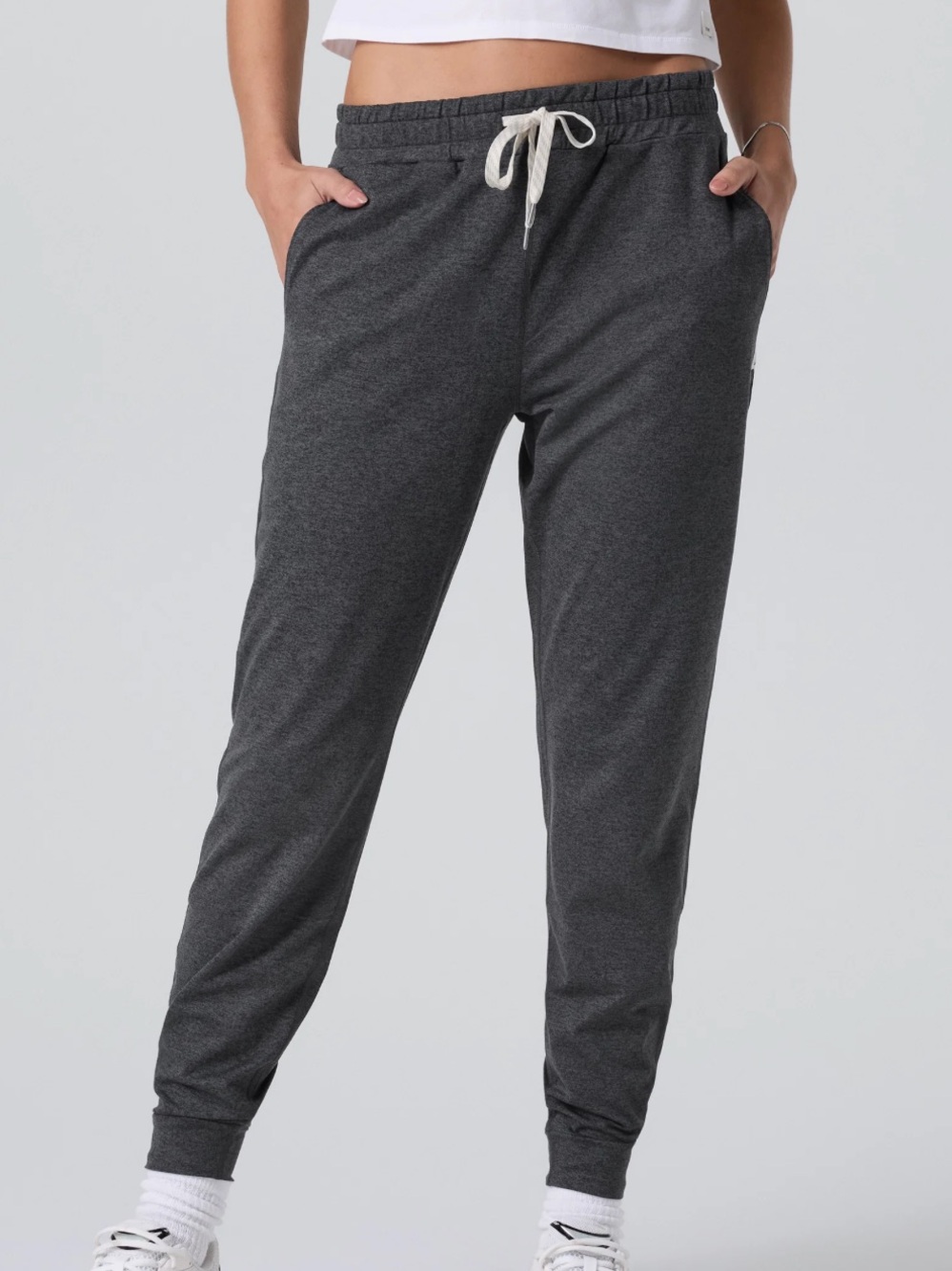 Vuori Performance Joggers